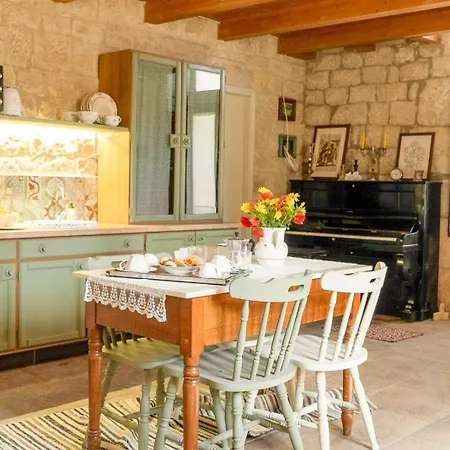 Hébergement de vacances Dimore Del Monte 